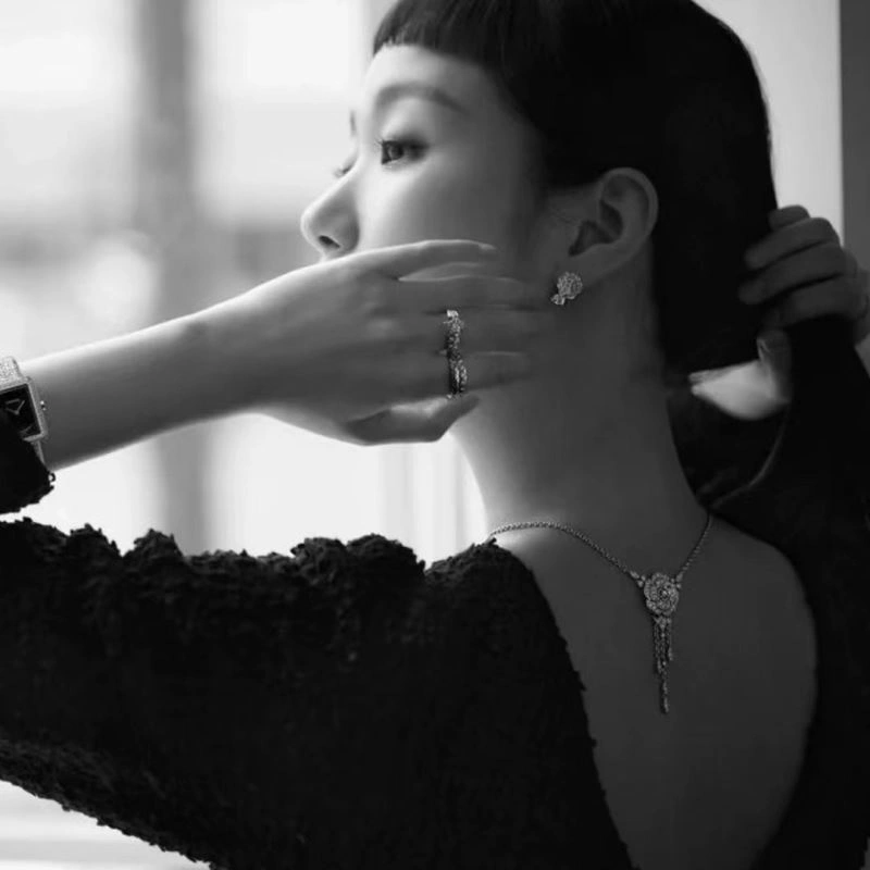 TechFriendly Chanel Necklaces 230512
