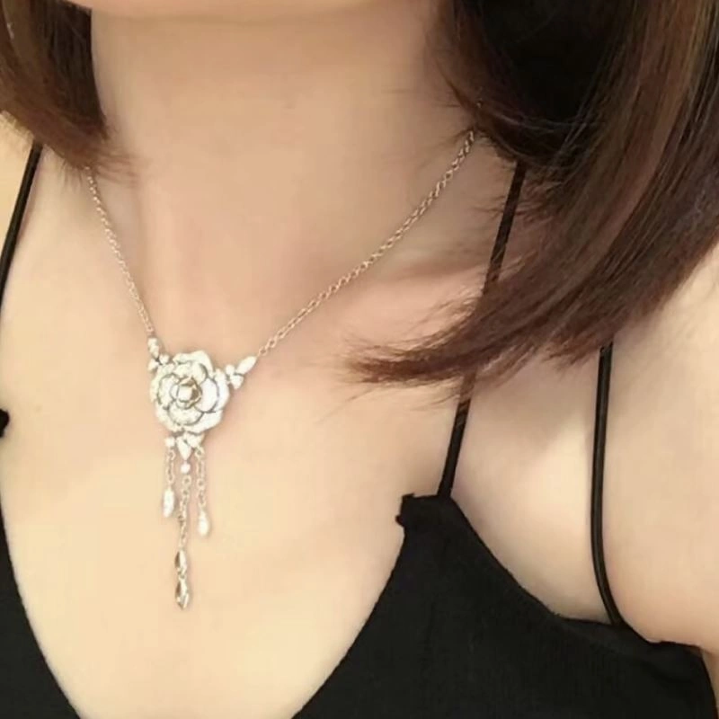 TechFriendly Chanel Necklaces 230512