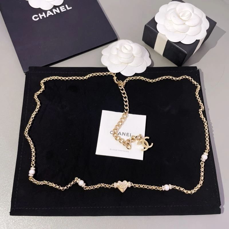 Chanel Necklaces Chic 230447