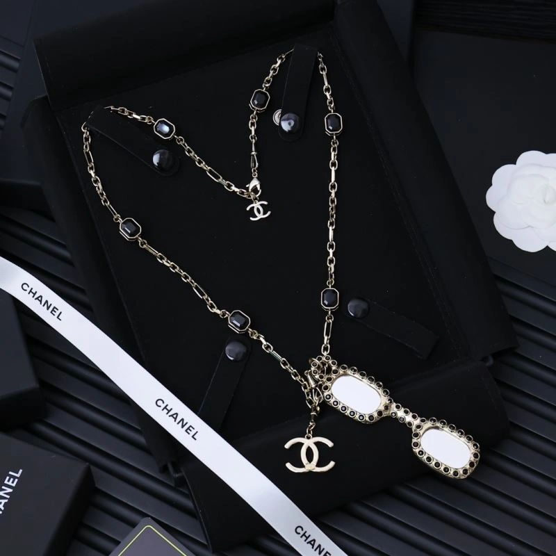 Chanel Necklaces UrbanChic 230449