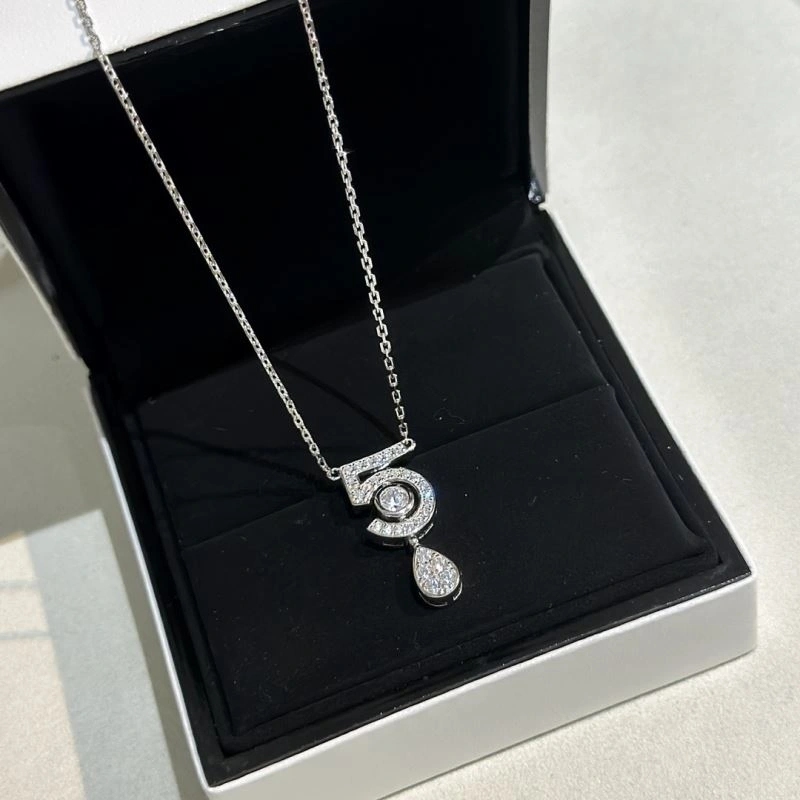 SoftTouch Chanel Necklaces 230424