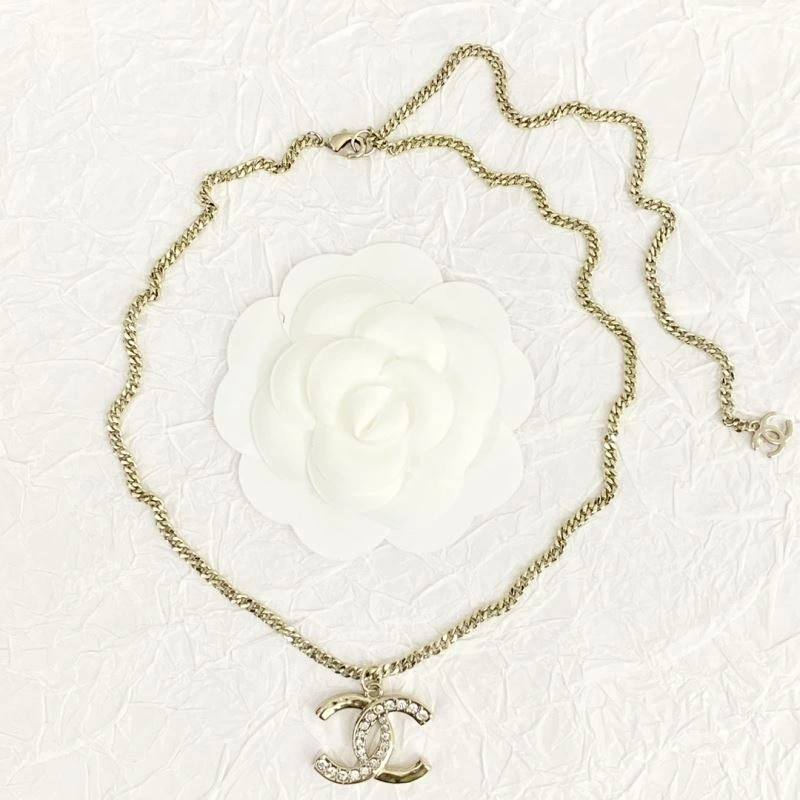 ZipUp Chanel Necklaces 230446