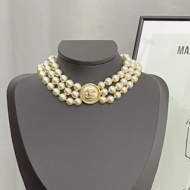 Chanel Necklaces Neat 230436