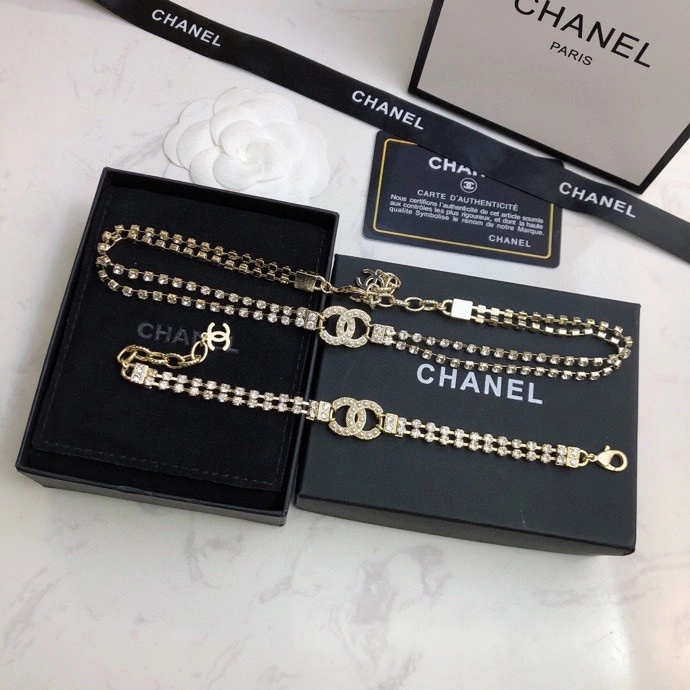 Durable Chanel Necklaces 230367