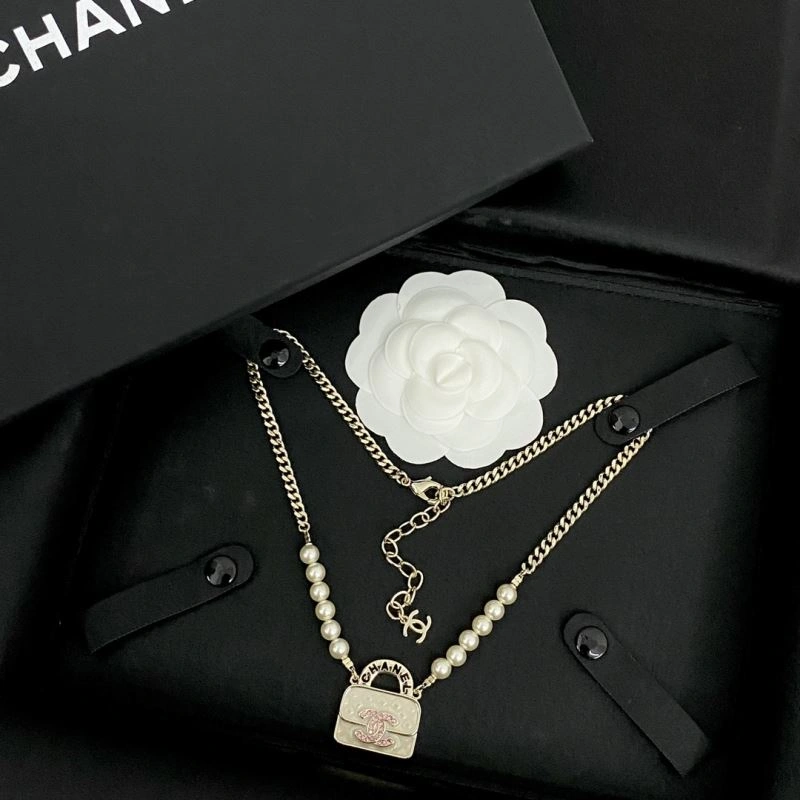 Elegant Chanel Necklaces 232093