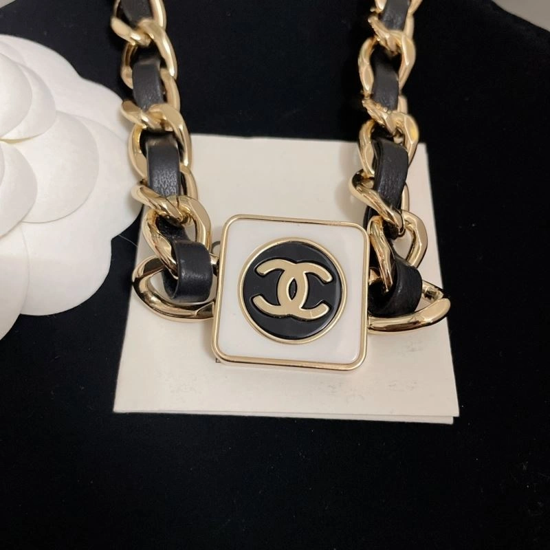 Chanel Necklaces UrbanChic 232118