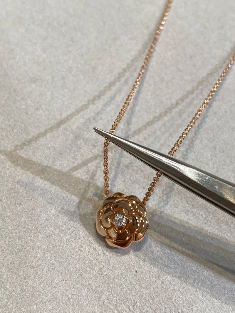 Packable Chanel Necklaces 232101