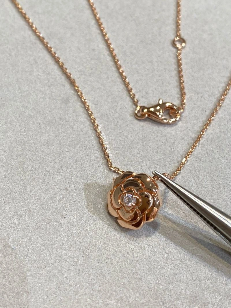 Packable Chanel Necklaces 232101