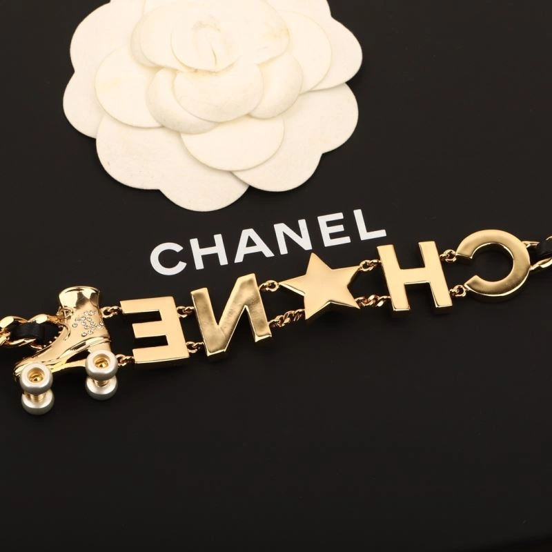 Timeless Chanel Necklaces 232220