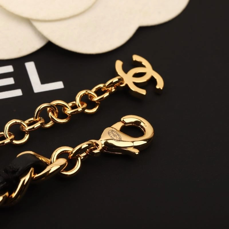Timeless Chanel Necklaces 232220