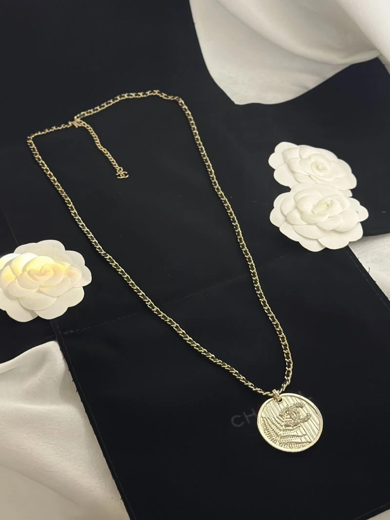 Chanel Necklaces Contemporary 232040