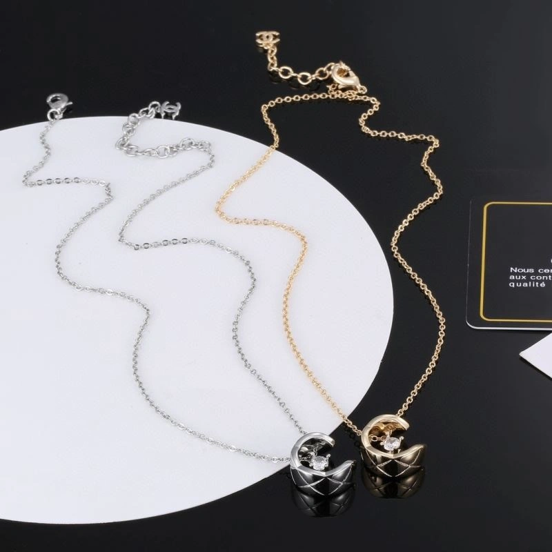 Seasonal Chanel Necklaces 232087