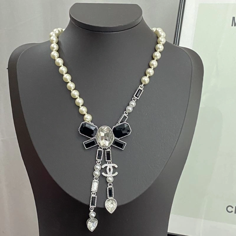 Chanel Necklaces Effortless 232028