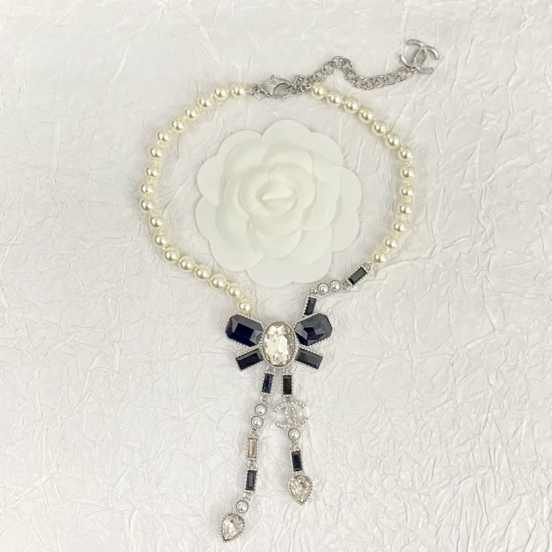 Chanel Necklaces Effortless 232028