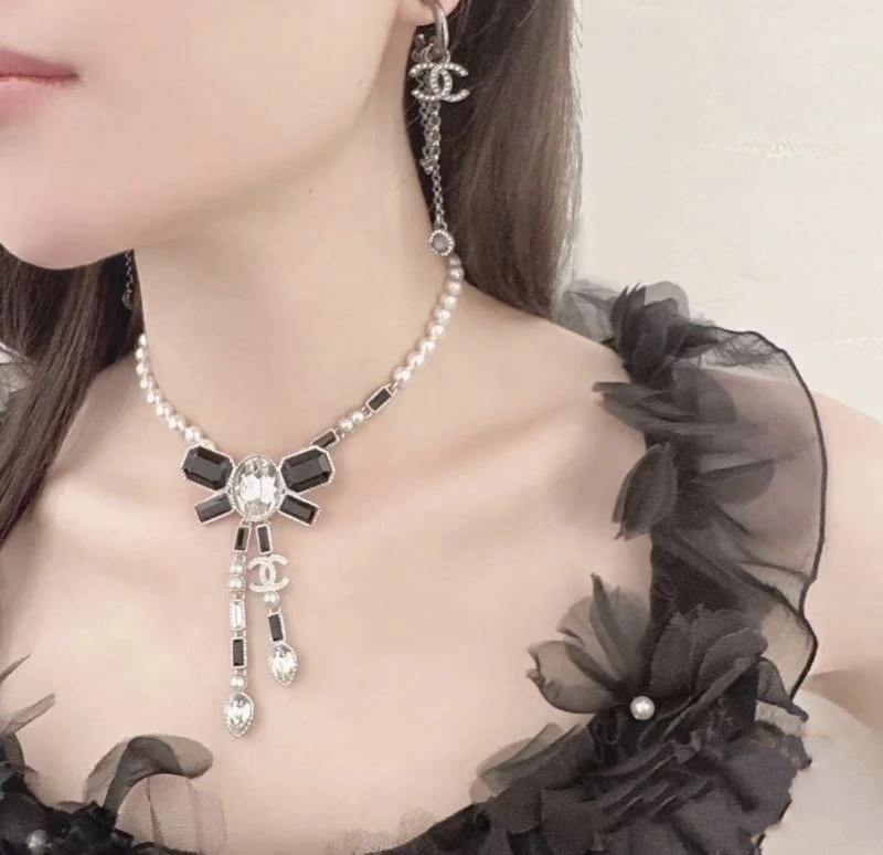 Chanel Necklaces Effortless 232028