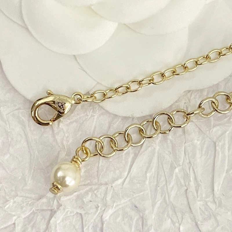 Chanel Necklaces ModernLook 232034