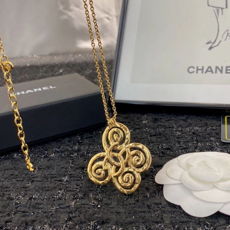 Popular Chanel Necklaces 232009