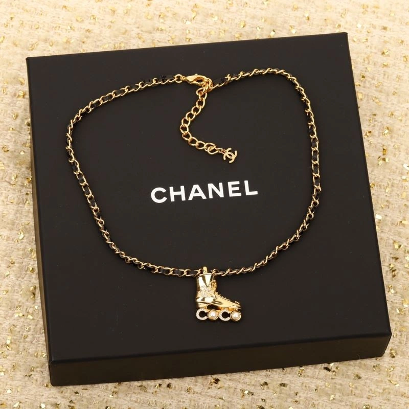 Chanel Necklaces Casual 232021