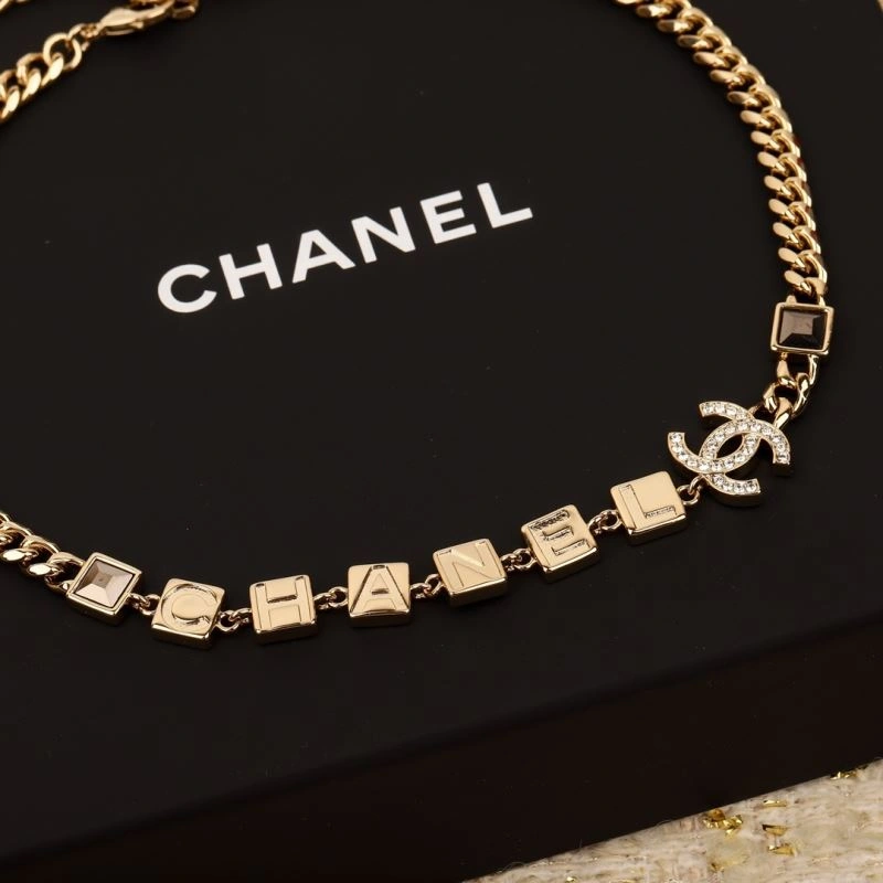 Chanel Necklaces Versatile 232002