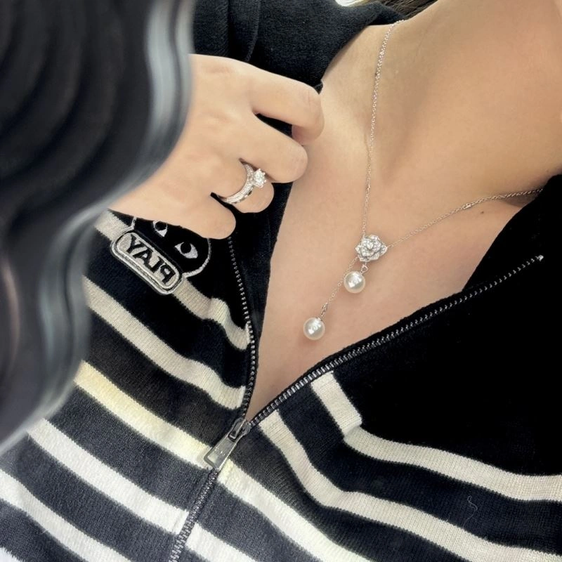 WellDesigned Chanel Necklaces 231706