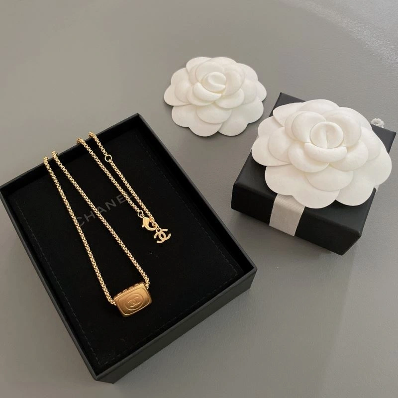 Chanel Necklaces MoistureWicking 231606