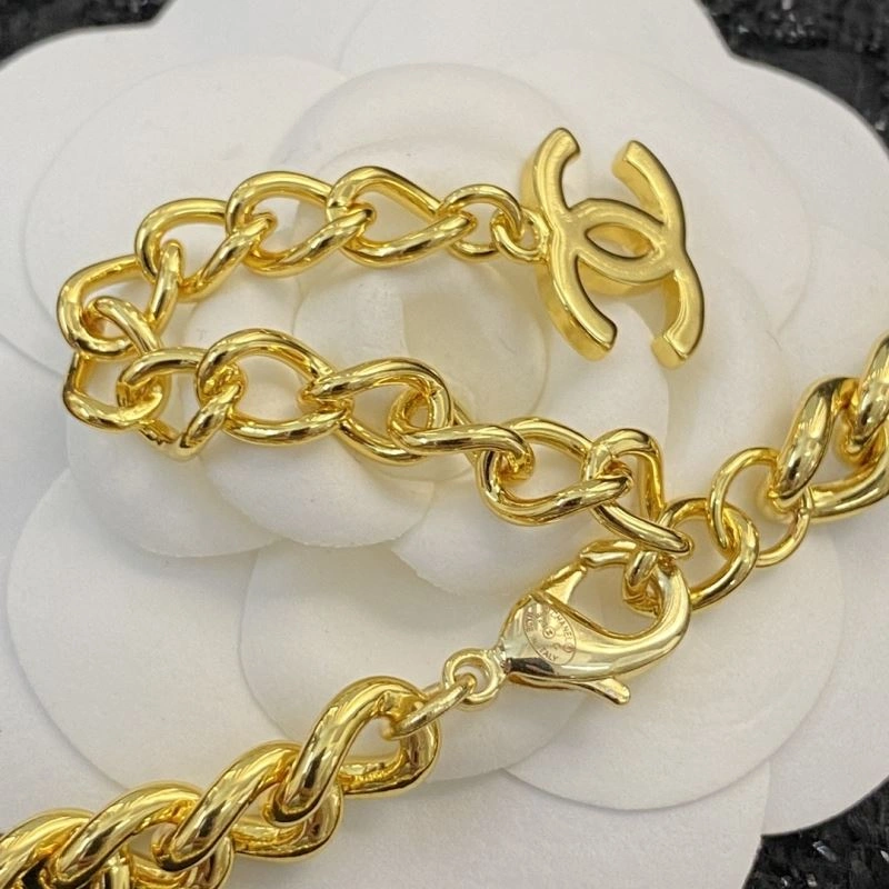 Chanel Necklaces Contemporary 231567