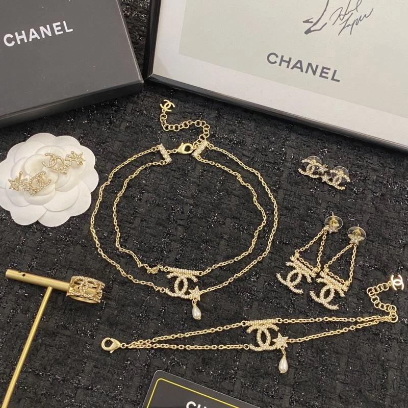 ModernLook Chanel Necklaces 231539