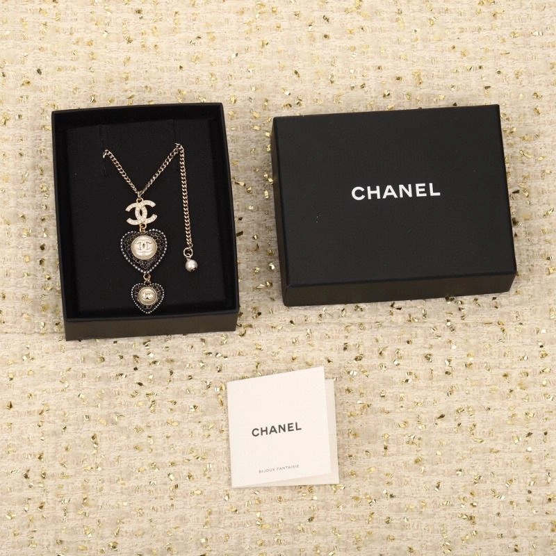 Chanel Necklaces Youthful 231621