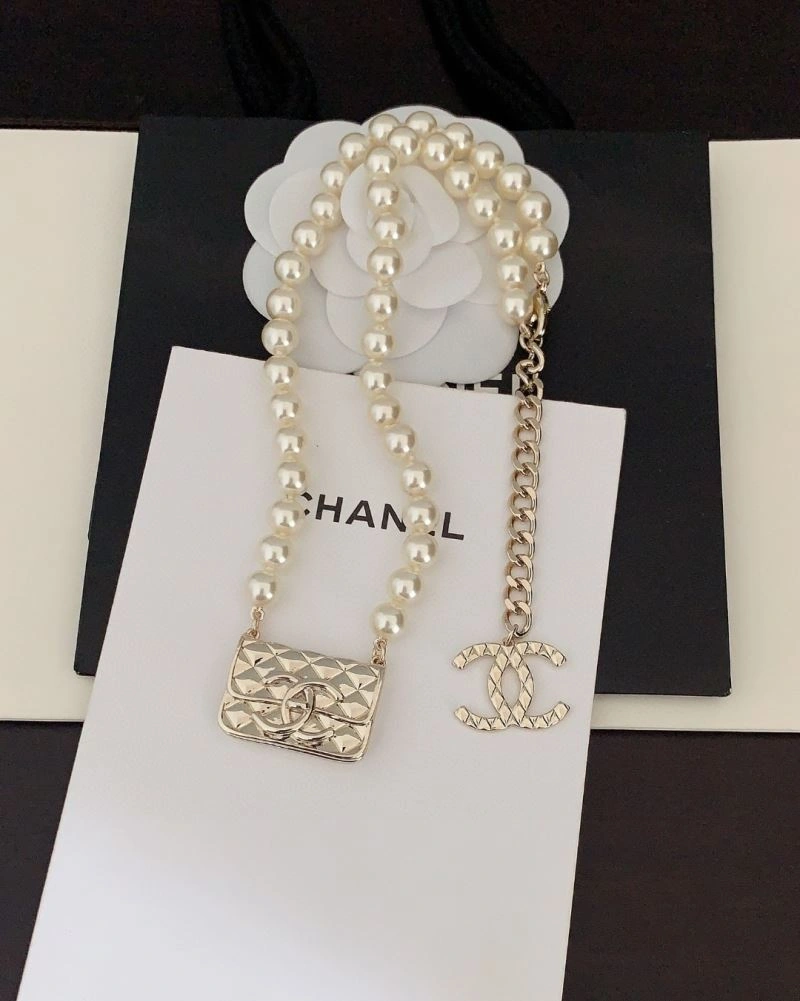 Resilient Chanel Necklaces 231519