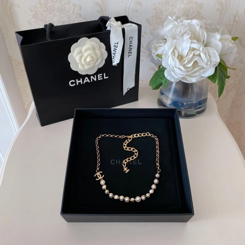 Chanel Necklaces Sleek 231489