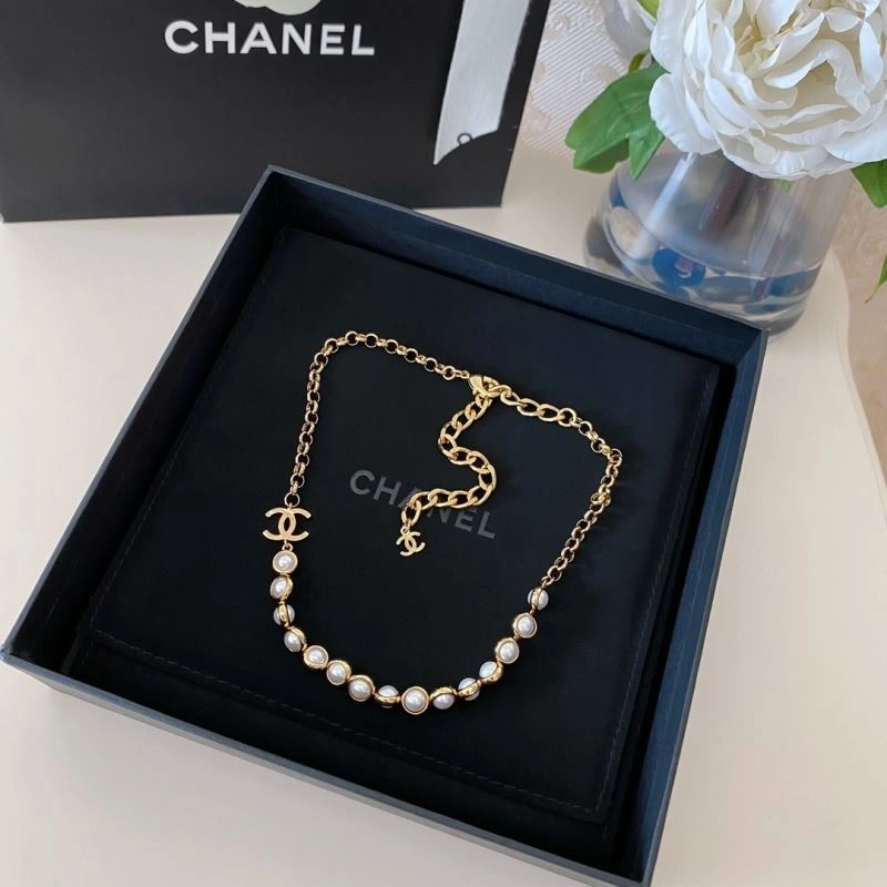 Chanel Necklaces Sleek 231489