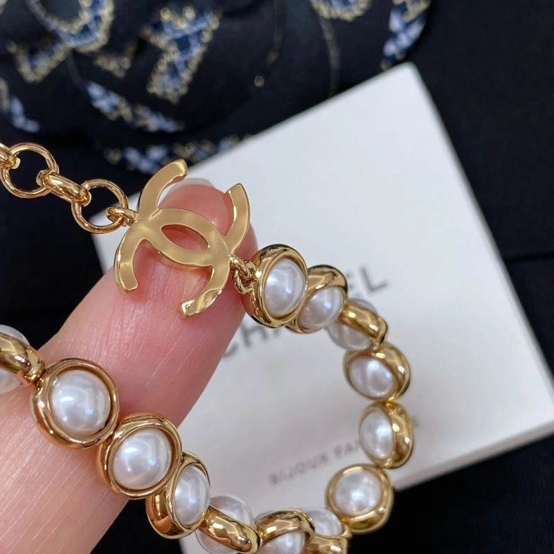Chanel Necklaces Sleek 231489