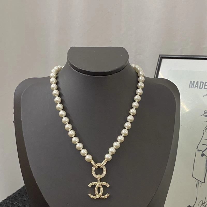 Packable Chanel Necklaces 231477