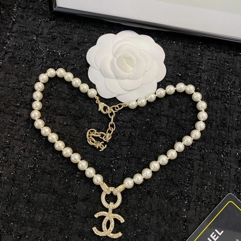 Packable Chanel Necklaces 231477