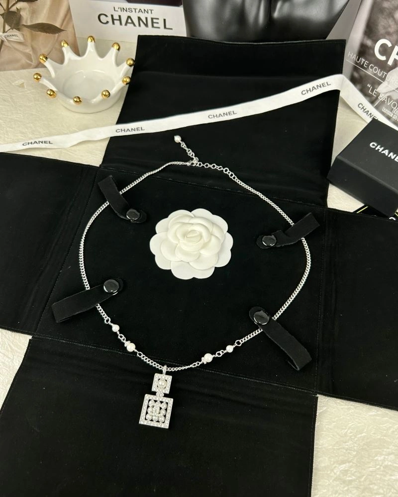 Chanel Necklaces Minimalist 231461