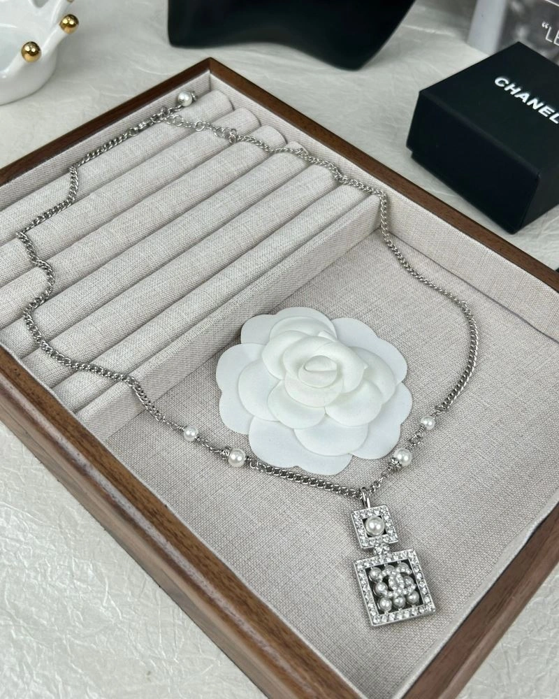 Chanel Necklaces Minimalist 231461