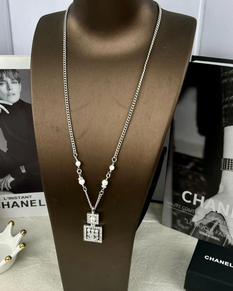 Chanel Necklaces Minimalist 231461