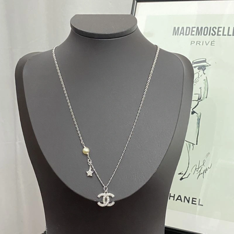 Chanel Necklaces Trendy 231454