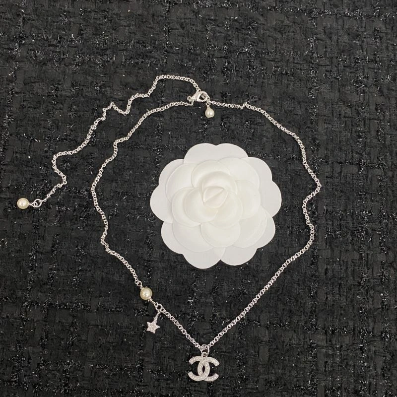 Chanel Necklaces Trendy 231454