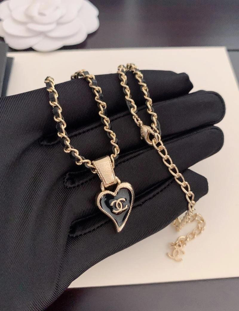 Resilient Chanel Necklaces 231467