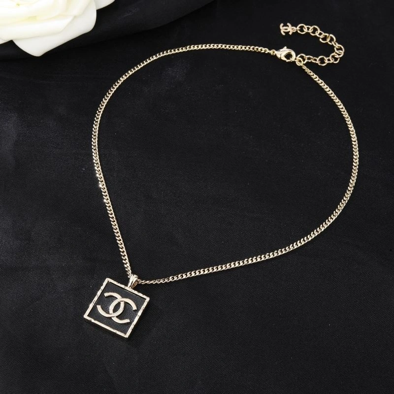 Thermal Chanel Necklaces 231561