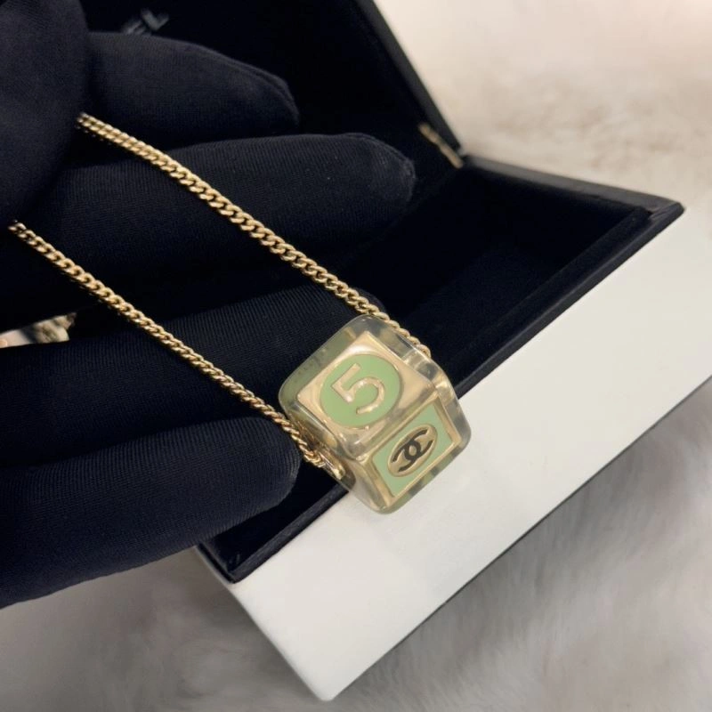 Chanel Necklaces ComfortFit 231455