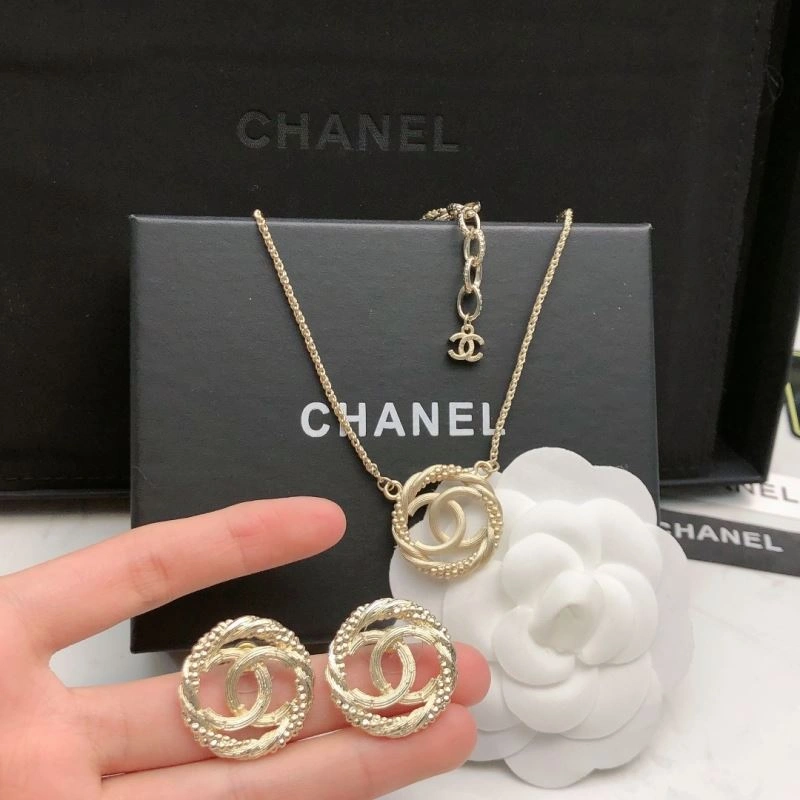 Chanel Necklaces AllSeason 231447