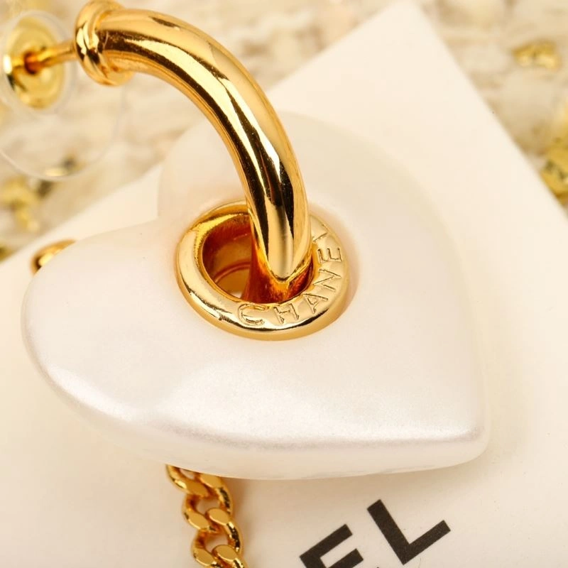 Chanel Necklaces Practical 231509