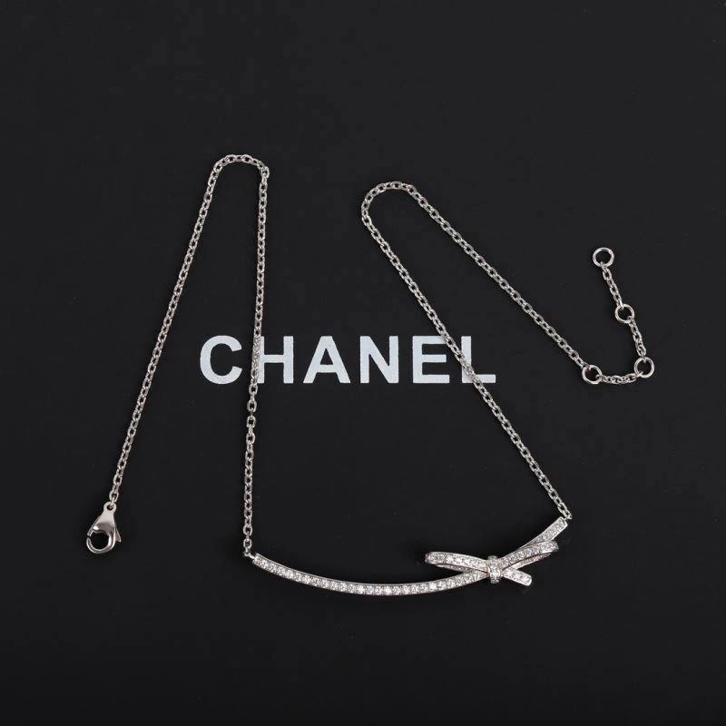 Comfortable Chanel Necklaces 231451