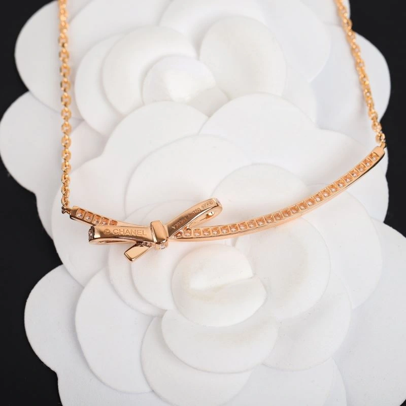 Comfortable Chanel Necklaces 231451