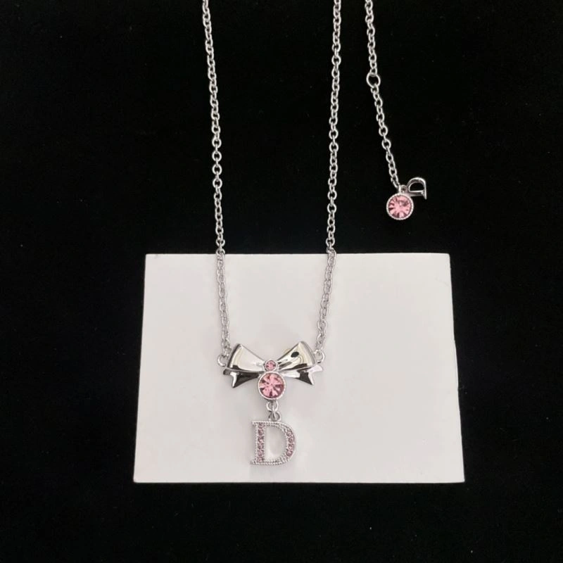 Compact Chanel Necklaces 231430