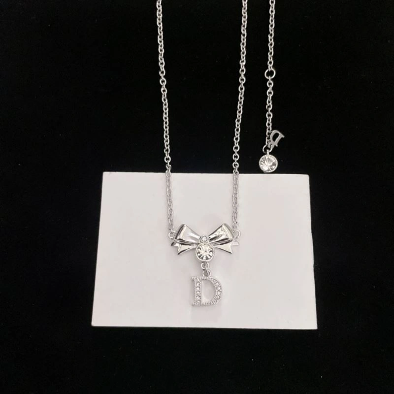 Compact Chanel Necklaces 231430