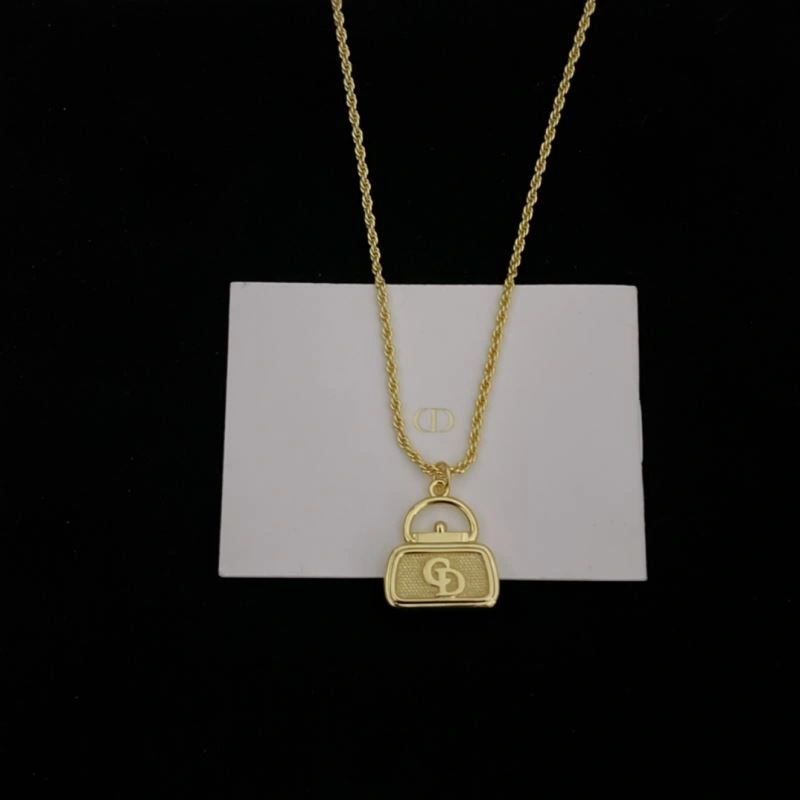 Elegant Chanel Necklaces 231435