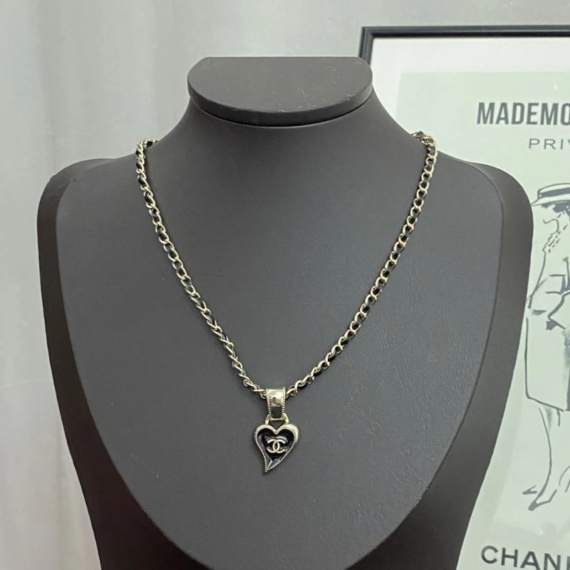 Flexible Chanel Necklaces 231440